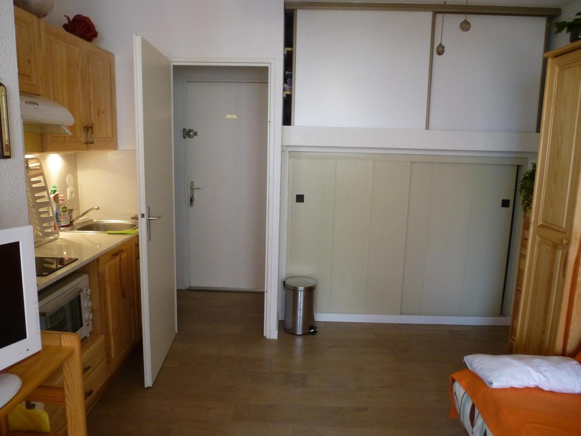 Ideal Entre Mer Etang Commerces Et Animation Leucate Exterior photo